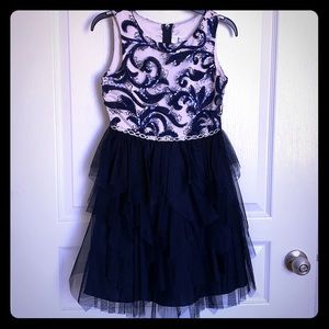 Girls dress.